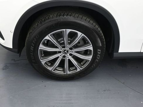 Used 2024 Mercedes-Benz GLC 300 image 11