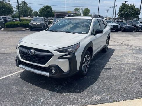 Used 2024 Subaru Outback Limited AWD/4WD image 6