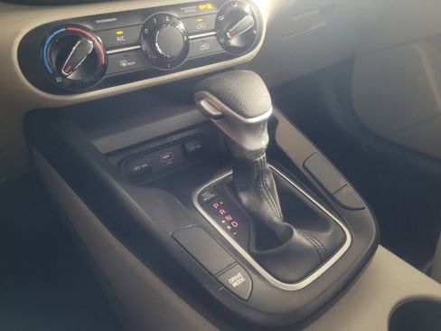 Used 2021 Kia Soul S FWD image 26