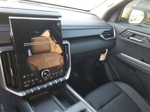 New 2025 GMC Acadia Elevation w/ Super Cruise Package image 26