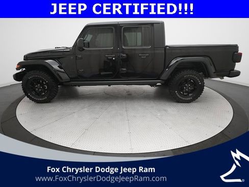 Used 2024 Jeep Gladiator Sport image 22