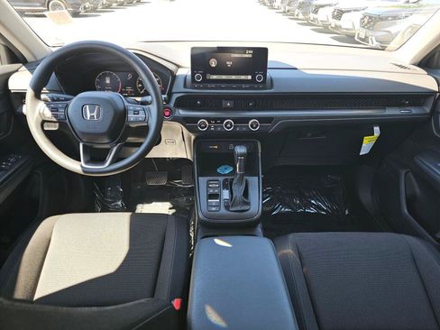 Certified 2023 Honda CR-V LX image 22