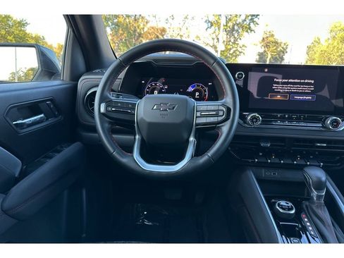 Used 2024 Chevrolet Colorado Z71 w/ Safety Package image 16