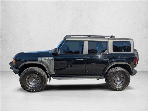 Used 2024 Ford Bronco Everglades image 8
