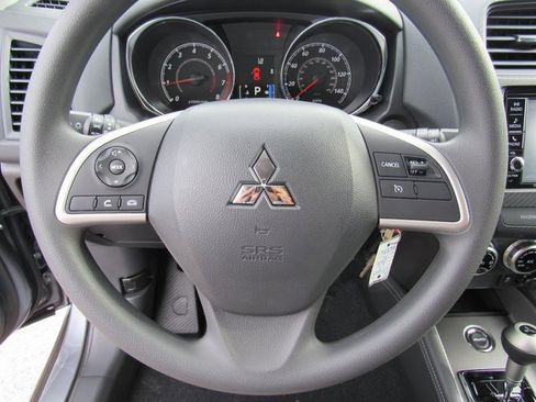 Used 2025 Mitsubishi Outlander Sport ES image 20