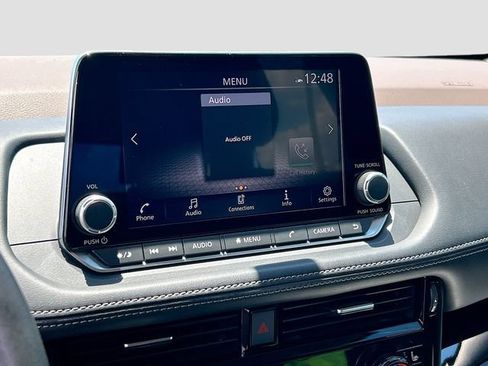Certified 2023 Nissan Rogue SL FWD image 11