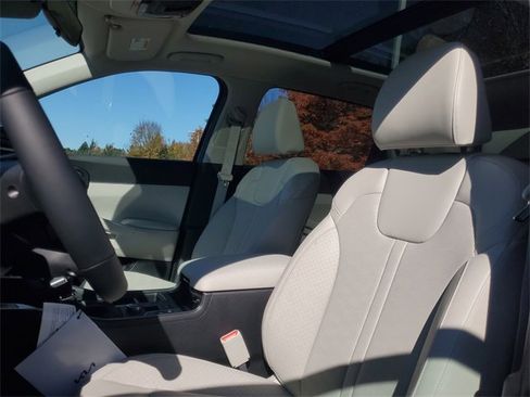 New 2026 Kia Sorento S w/ S Panoramic Sunroof Package image 14