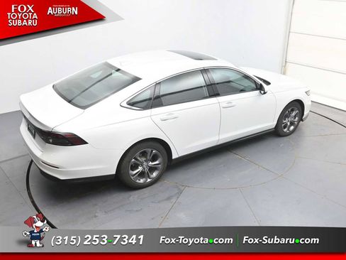 Used 2024 Honda Accord EX image 30