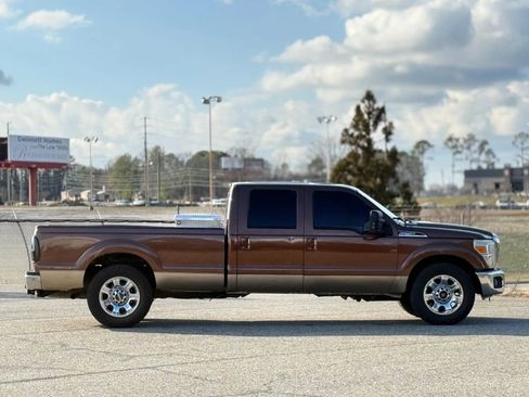 Used 2011 Ford F250 Lariat w/ Lariat Interior Pkg image 7