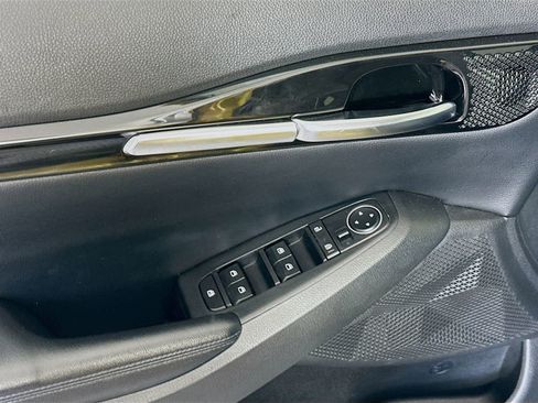 Used 2021 Kia Seltos S AWD/4WD image 17