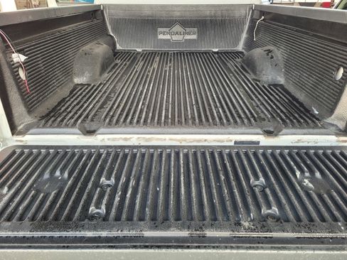 Used 2013 Nissan Frontier S image 19