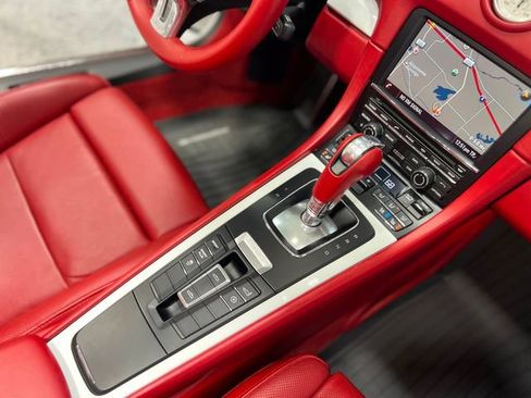 Used 2013 Porsche Boxster S RWD image 9