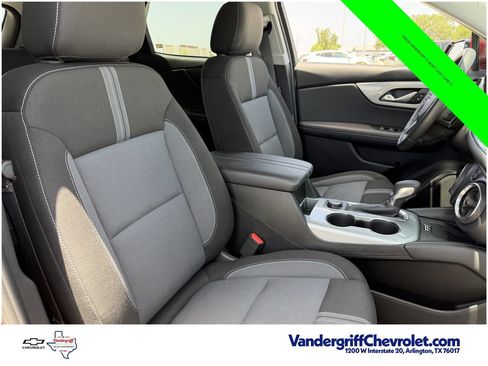 Certified 2024 Chevrolet Blazer LT w/ Convenience Package FWD image 25