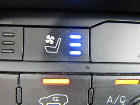 Used 2024 Dodge Durango GT AWD/4WD image 34