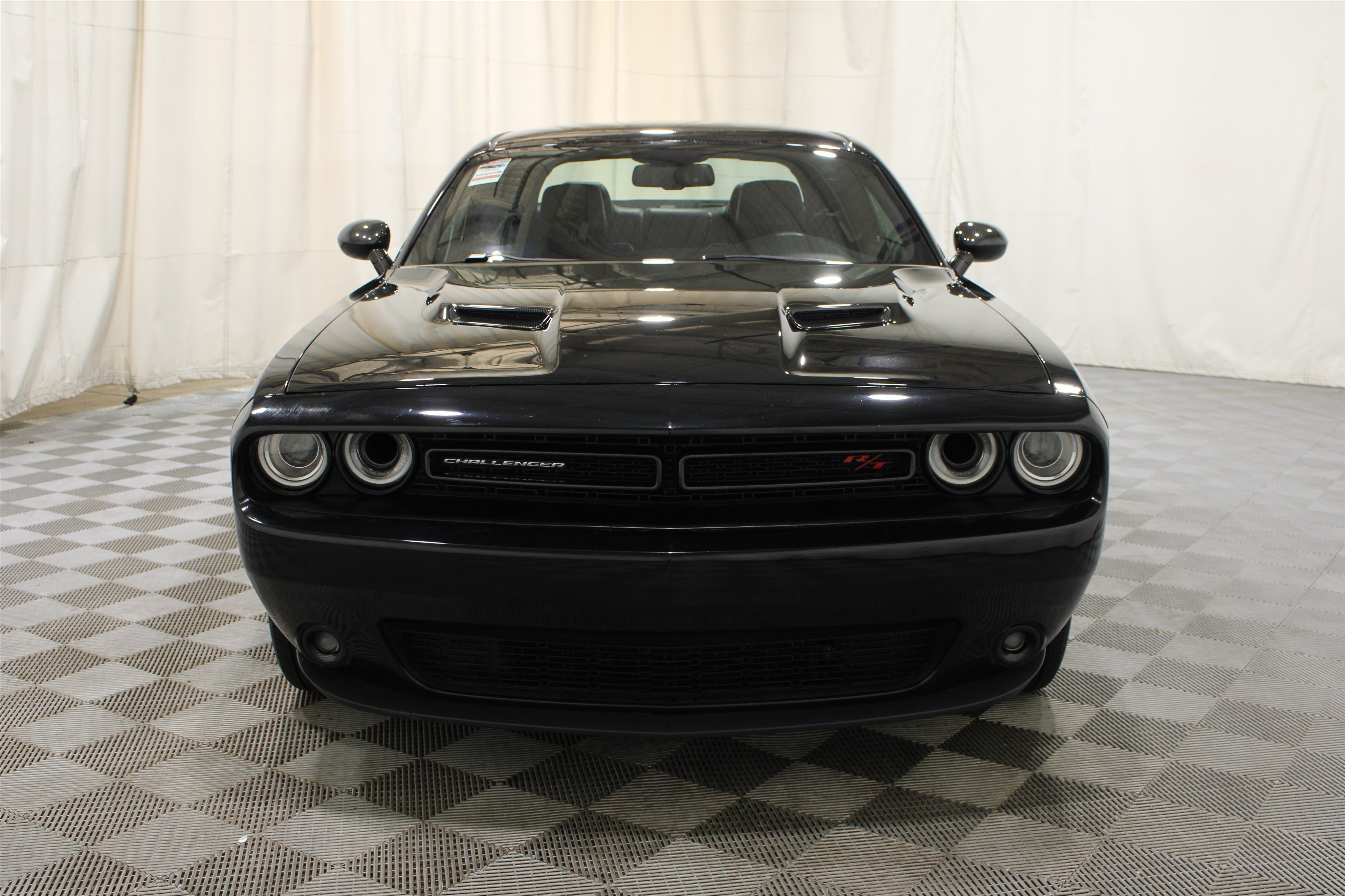 Used 2015 Dodge Challenger R/T w/ Quick Order Package 28B R/T RWD image 28