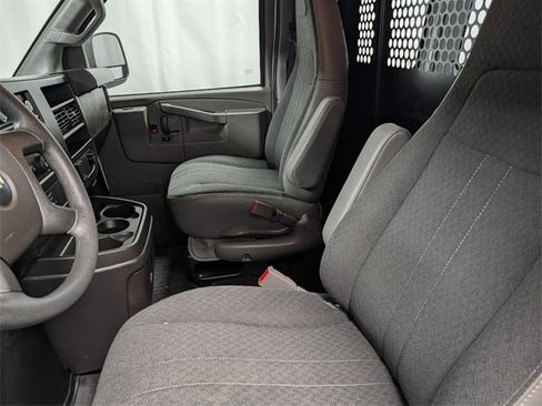 Used 2024 Chevrolet Express 2500 w/ Driver Convenience Package image 11