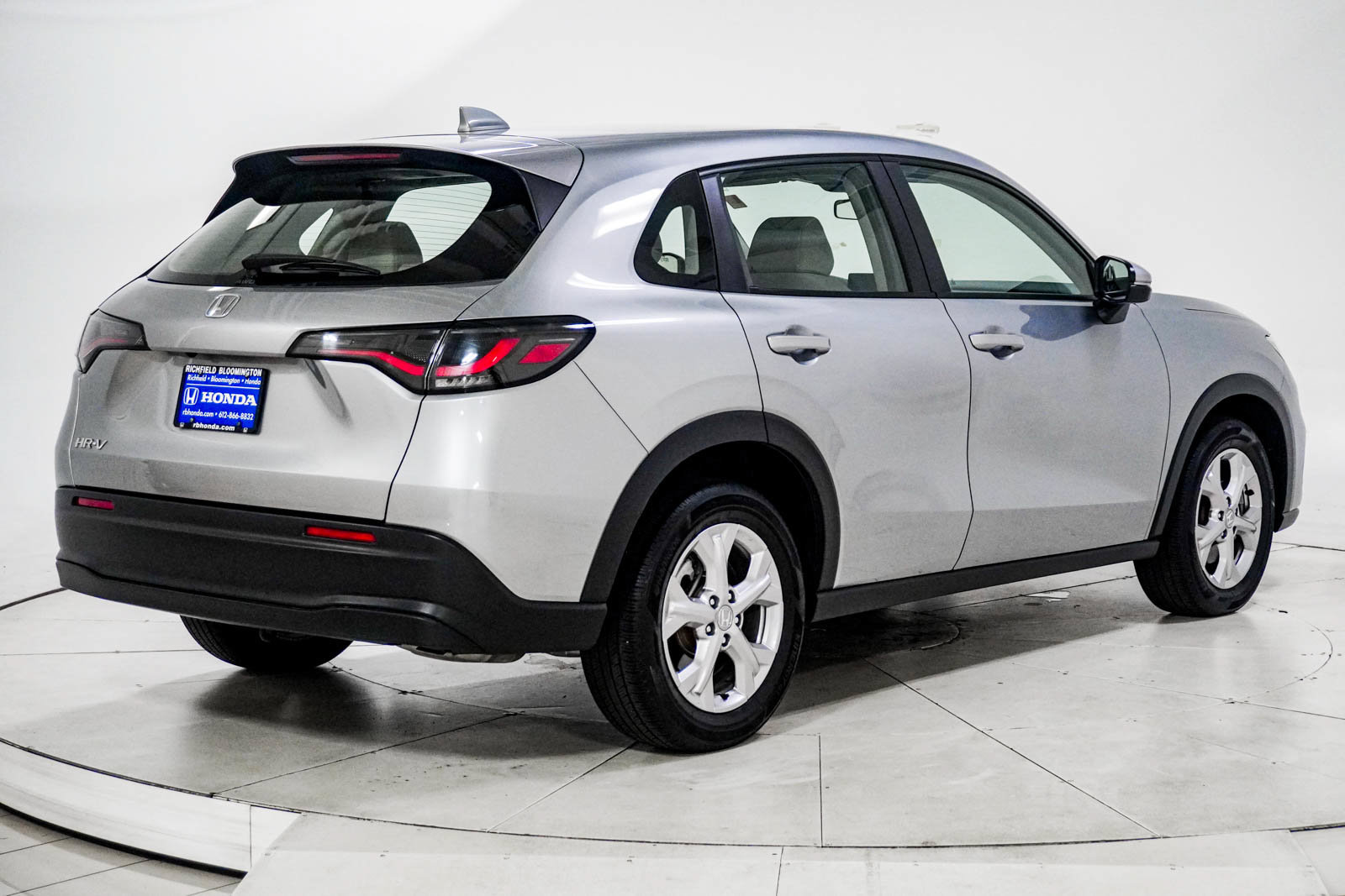 Used 2024 Honda HR-V LX image 10