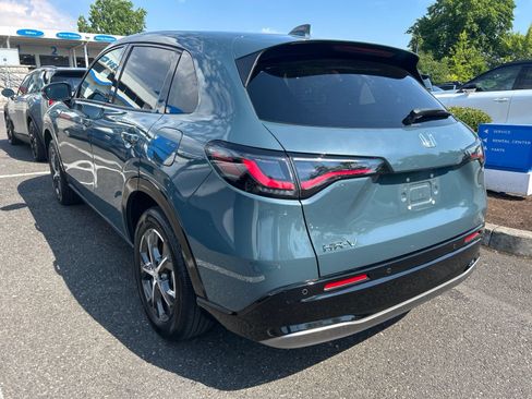 Used 2025 Honda HR-V EX-L image 6