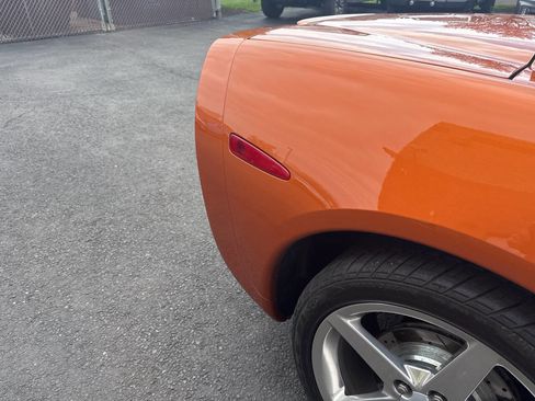Used 2007 Chevrolet Corvette Convertible RWD image 16