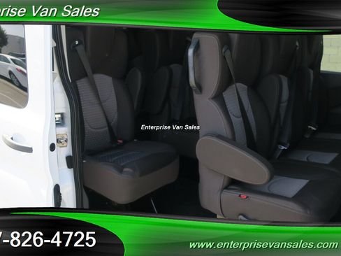 Used 2023 Ford Transit 350 XLT image 19