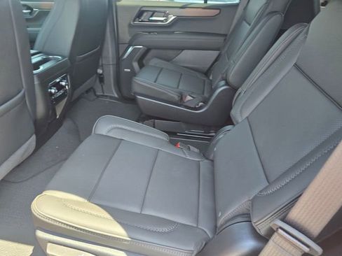 New 2026 GMC Yukon Denali RWD image 9