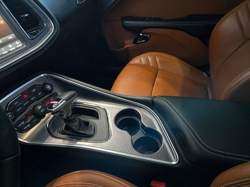 Used 2022 Dodge Challenger SRT Hellcat w/ Plus Package image 28