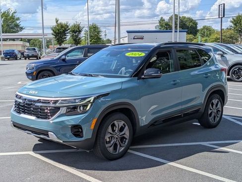 Used 2024 Kia Seltos S FWD image 7