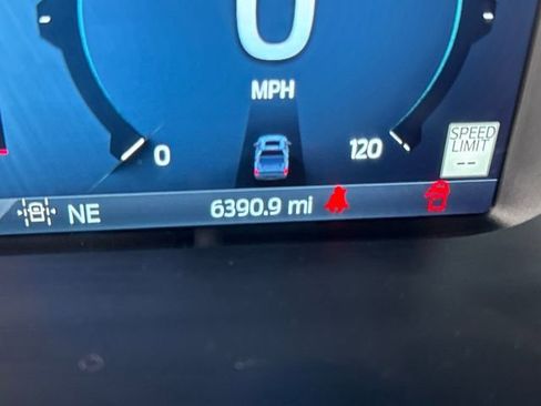 Used 2025 Ford F150 Lariat w/ Equipment Group 501A Mid image 24