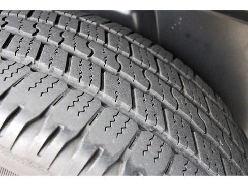 Used 2024 RAM 1500 Classic Warlock RWD image 32