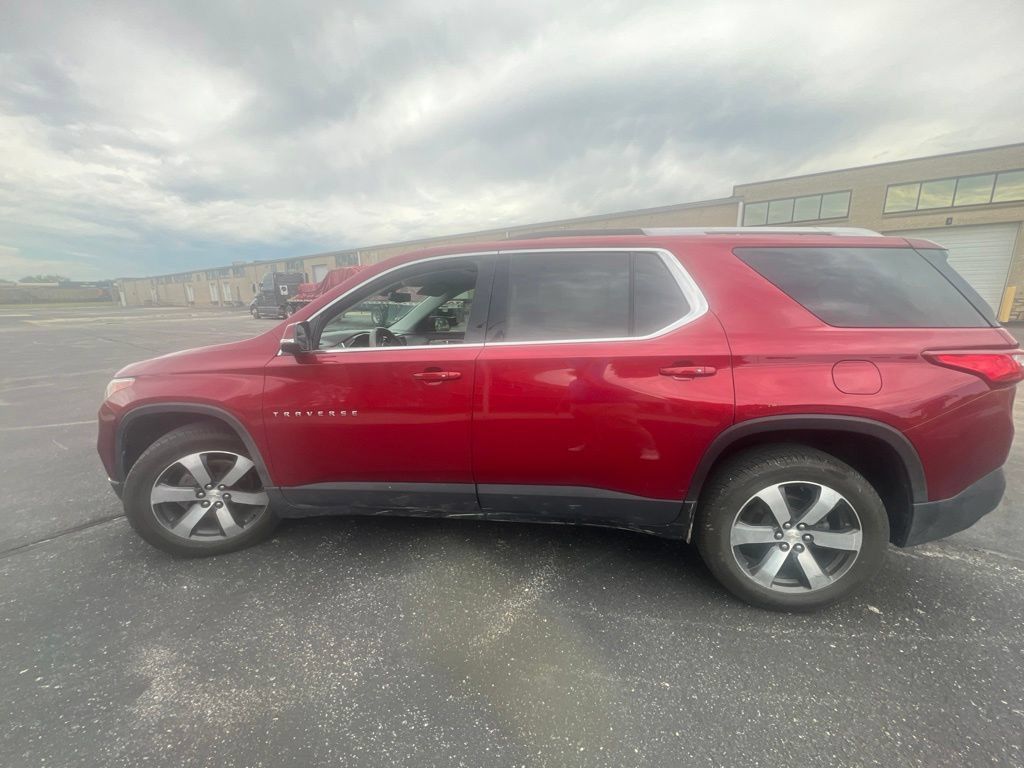 Used 2018 Chevrolet Traverse LT AWD/4WD image 8