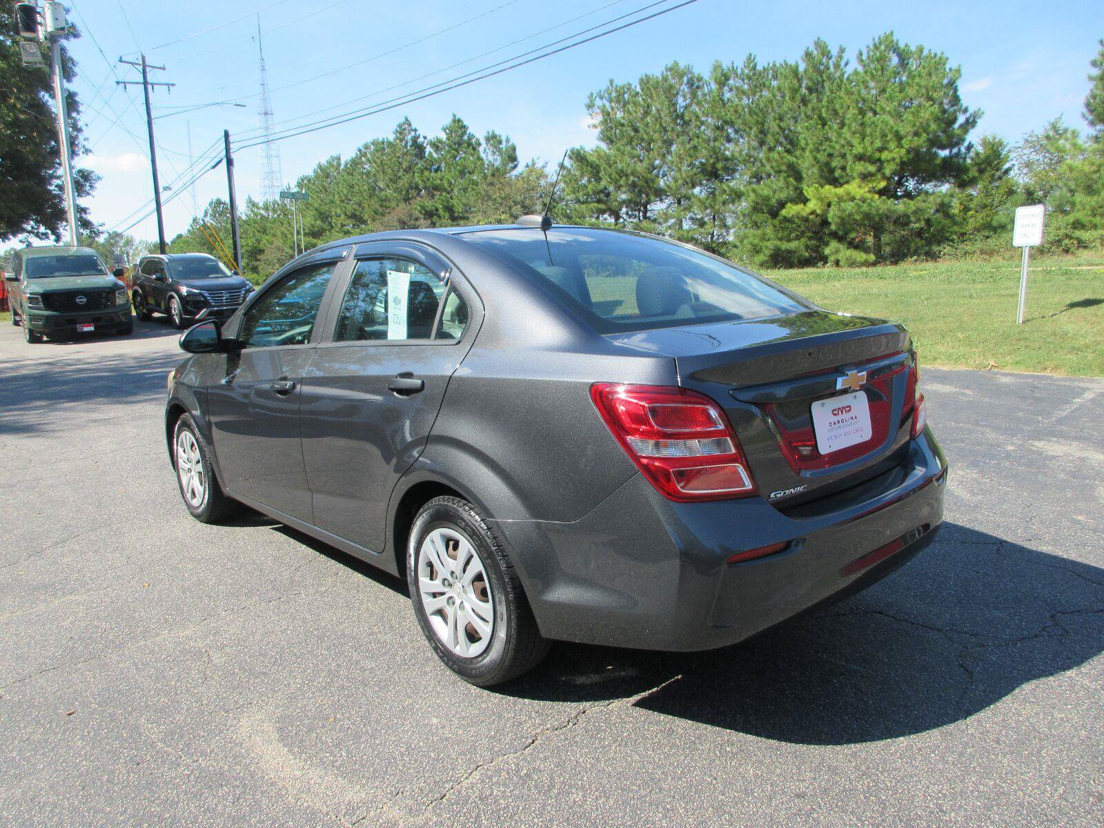 Used 2017 Chevrolet Sonic LS FWD image 7