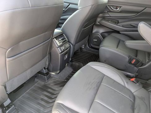 Used 2025 Subaru Ascent Bronze Edition w/ Onyx Package image 16