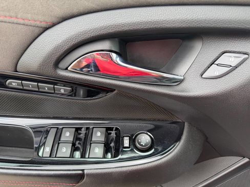 Used 2016 Chevrolet SS RWD image 15