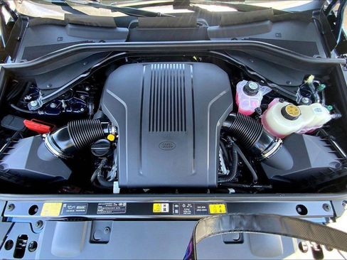 New 2025 Land Rover Range Rover Sport Autobiography AWD/4WD image 14