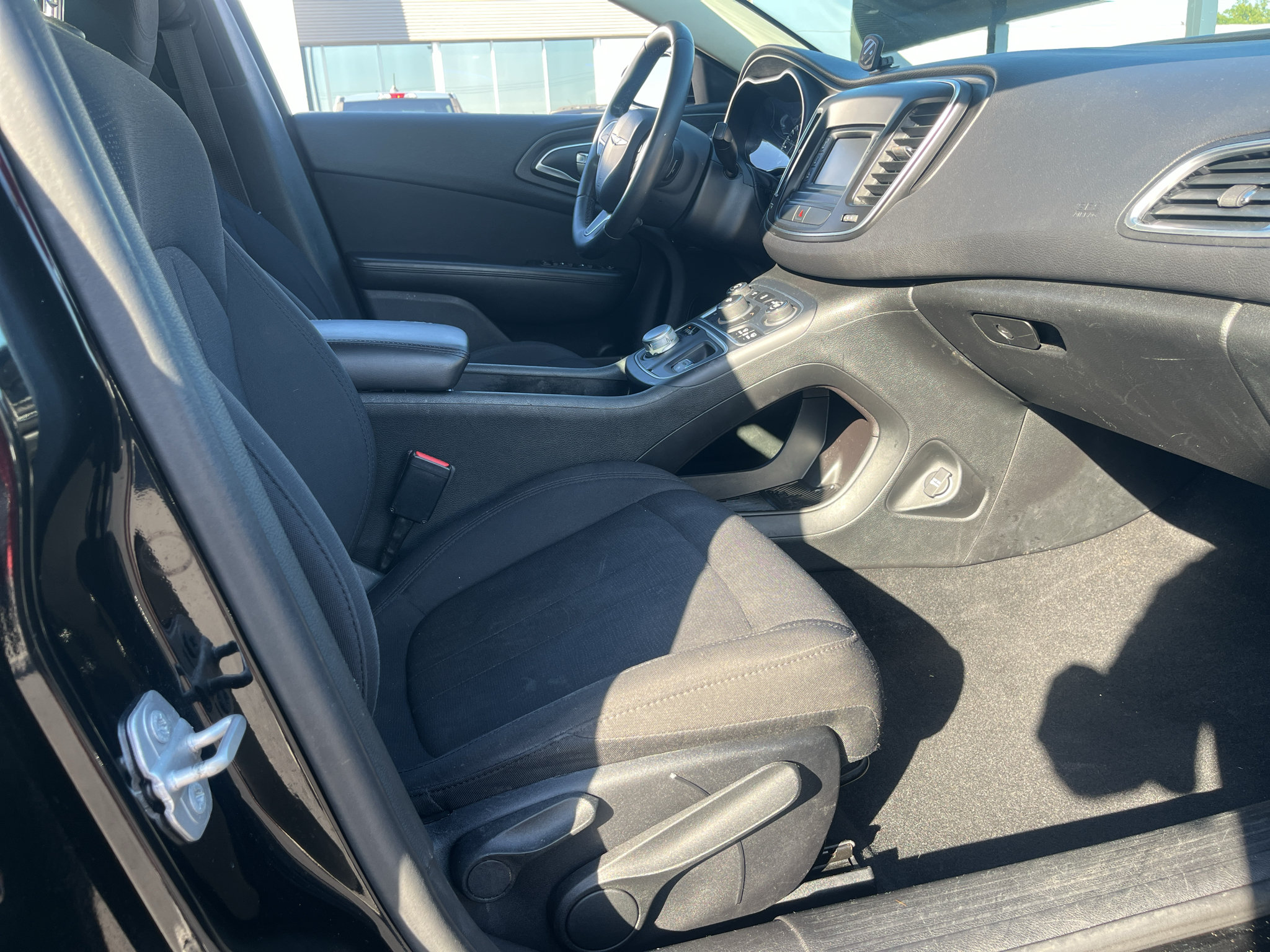 Used 2016 Chrysler 200 Limited w/ Convenience Group FWD image 29