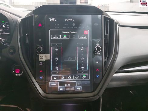 Certified 2025 Subaru Crosstrek 2.5i Limited w/ Crosstrek Mirror Package image 25