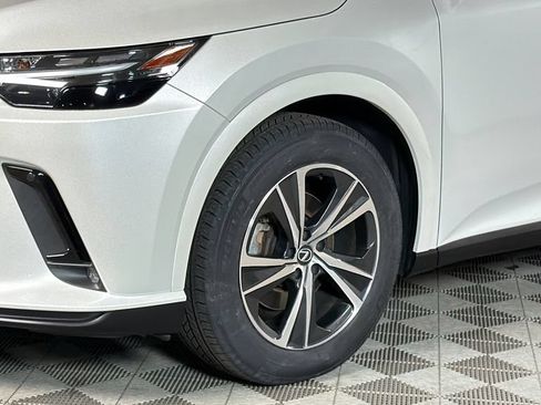 Certified 2024 Lexus RX 350 Premium w/ Accessory Package AWD/4WD image 4