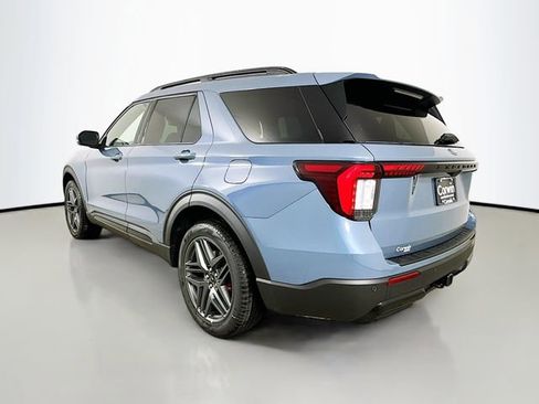 New 2026 Ford Explorer ST-Line w/ ST-Line Street Pack image 5