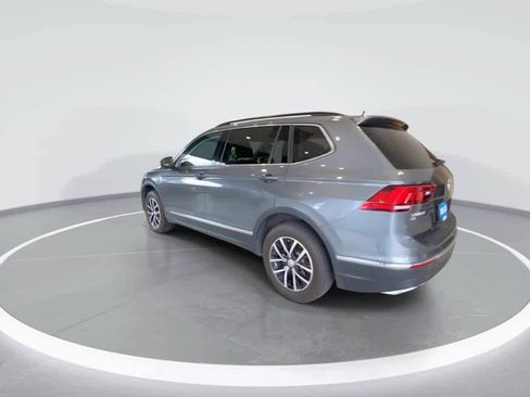 Used 2021 Volkswagen Tiguan SE AWD/4WD image 6