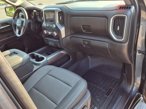 Used 2022 GMC Sierra 1500 SLT w/ SLT Premium Package image 18