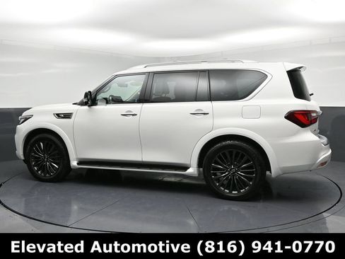 Used 2023 INFINITI QX80 Premium Select w/ All-Season Package image 33