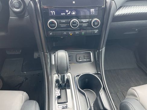 Used 2022 Subaru Ascent Onyx Edition image 18
