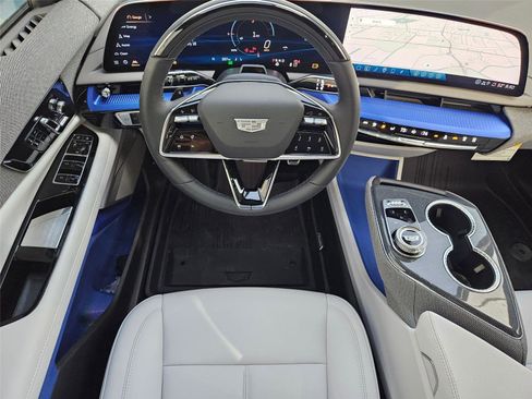 New 2026 Cadillac Optiq Sport 1 w/ LPO, Floor Liner Package image 14