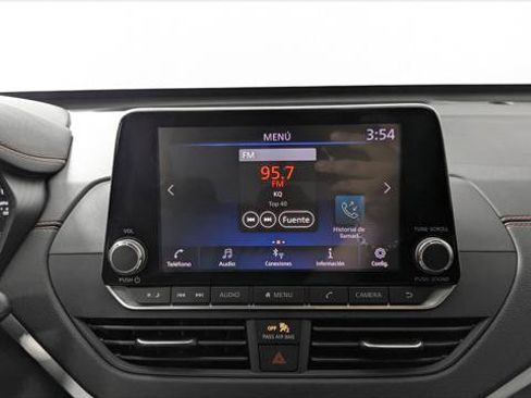 Used 2022 Nissan Altima 2.5 SR FWD image 32