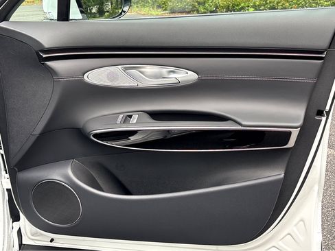 New 2026 Genesis GV70 2.5T image 18