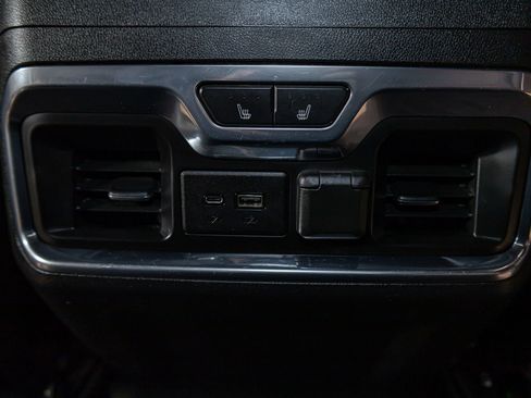 Used 2020 GMC Sierra 2500 AT4 w/ AT4 Premium Package image 21