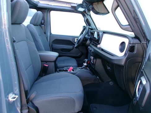 New 2026 Jeep Wrangler Unlimited Sport image 19