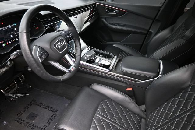 Used 2023 Audi SQ7 Prestige AWD/4WD image 18