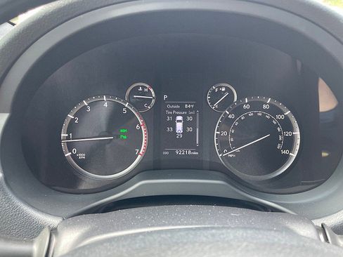 Used 2022 Lexus GX 460 Premium image 15