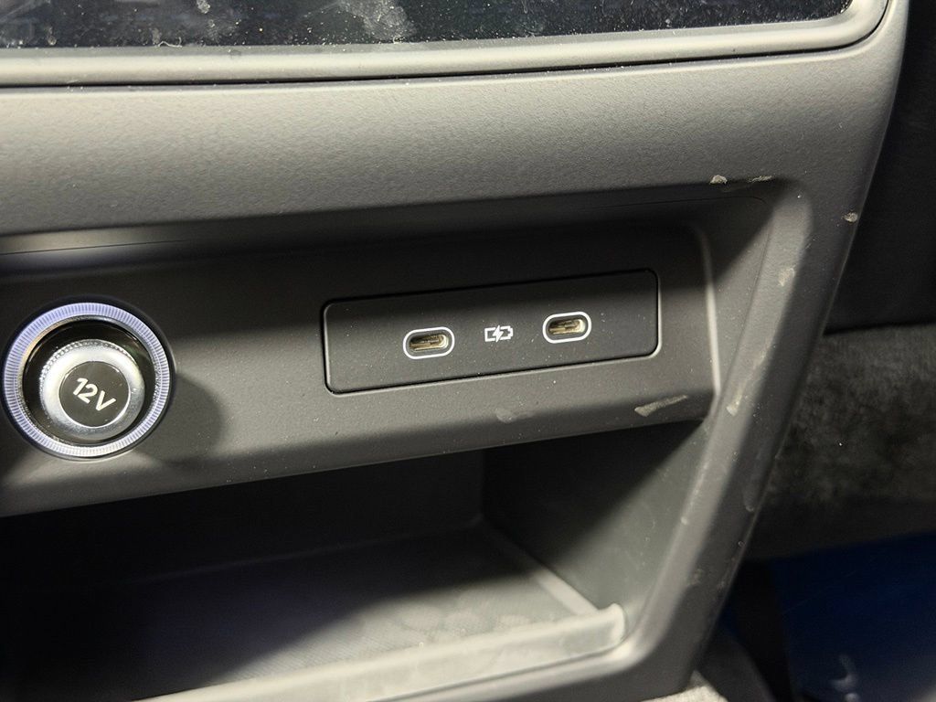 Certified 2026 Porsche Cayenne Coupe AWD/4WD image 40